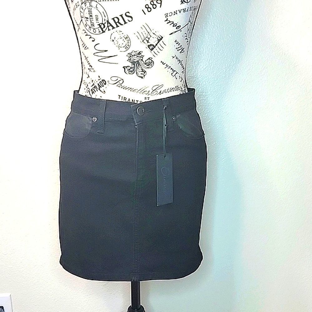 NWT BLACK DENIM STRETCH SKIRT
